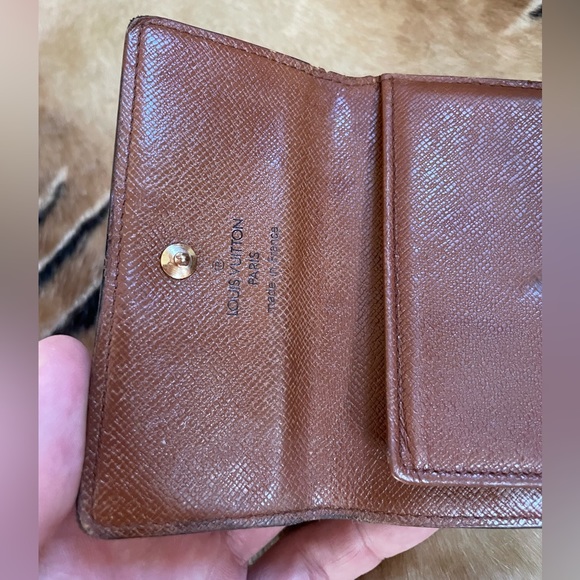 Vintage Louis Vuitton Canvas Bifold Wallet - France 92 - Picture 6 of 14